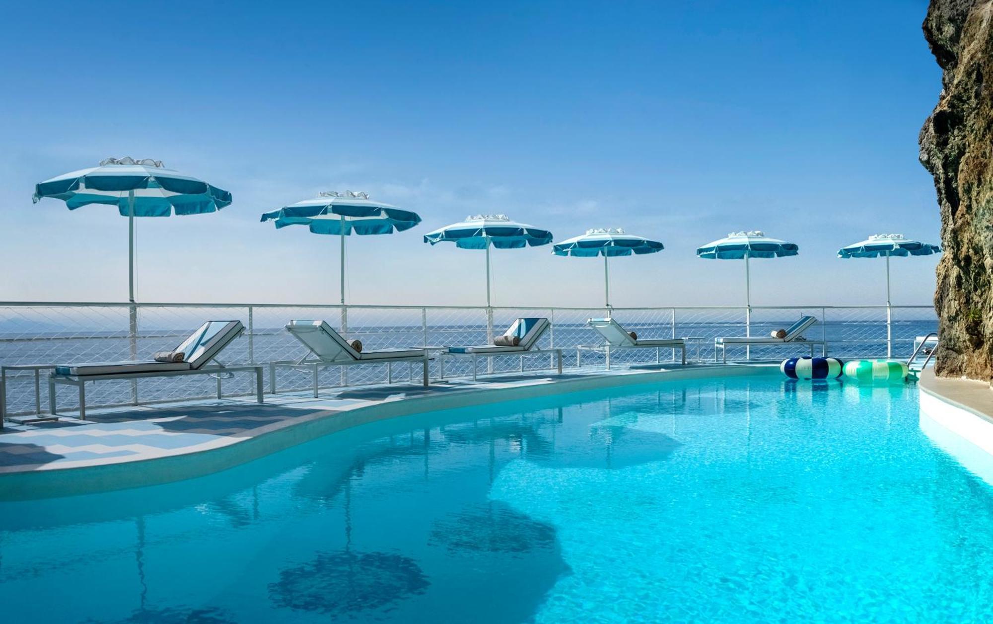 Hotel Miramalfi 5*